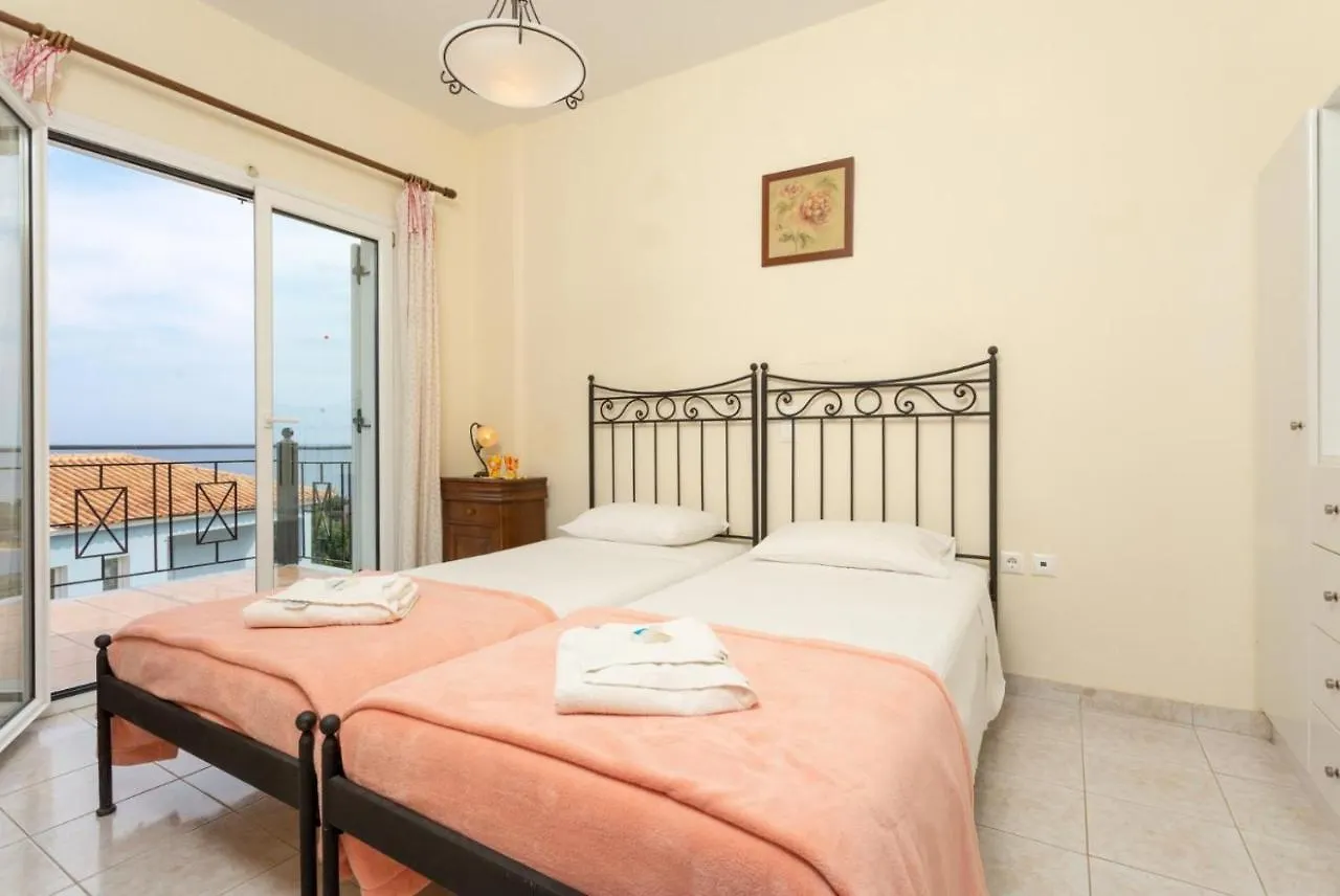 Skala Villa Yellow Spathion Greece