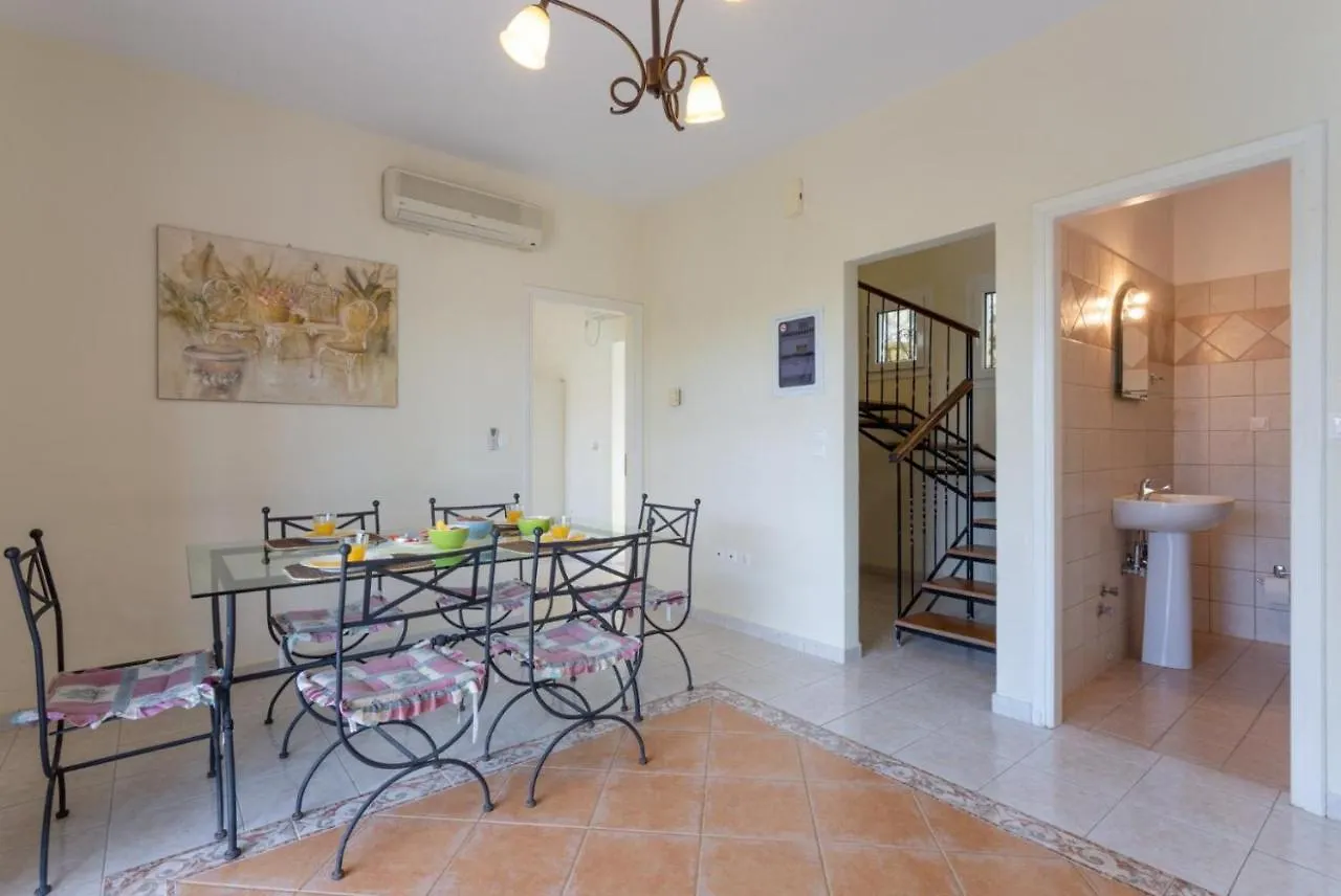Skala Villa Yellow Spathion