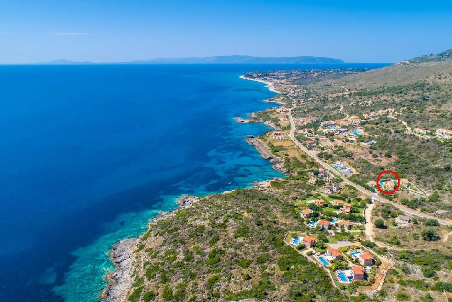 Skala Villa Yellow Spathion Greece