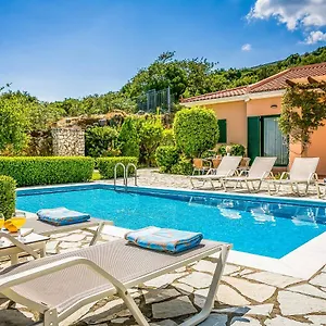 Villa Ventura, Spathíon